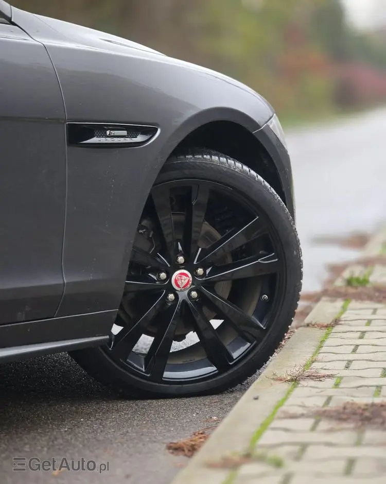 JAGUAR XF 2.0 i4D AWD R-Sport