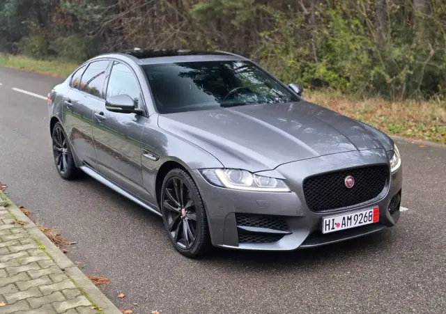 JAGUAR XF 2.0 i4D AWD R-Sport