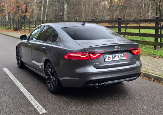 JAGUAR XF 2.0 i4D AWD R-Sport