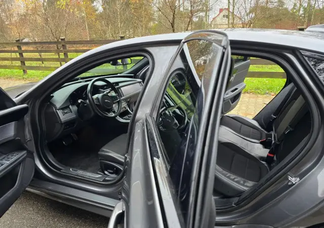 JAGUAR XF 2.0 i4D AWD R-Sport