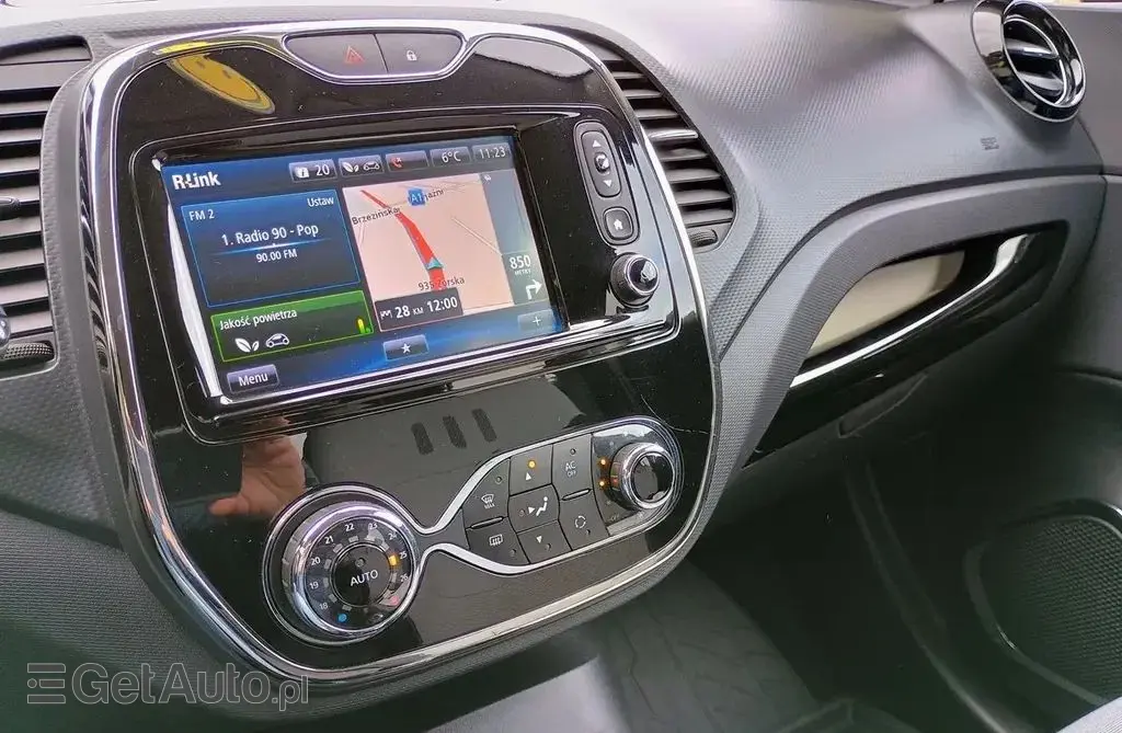 RENAULT Captur 