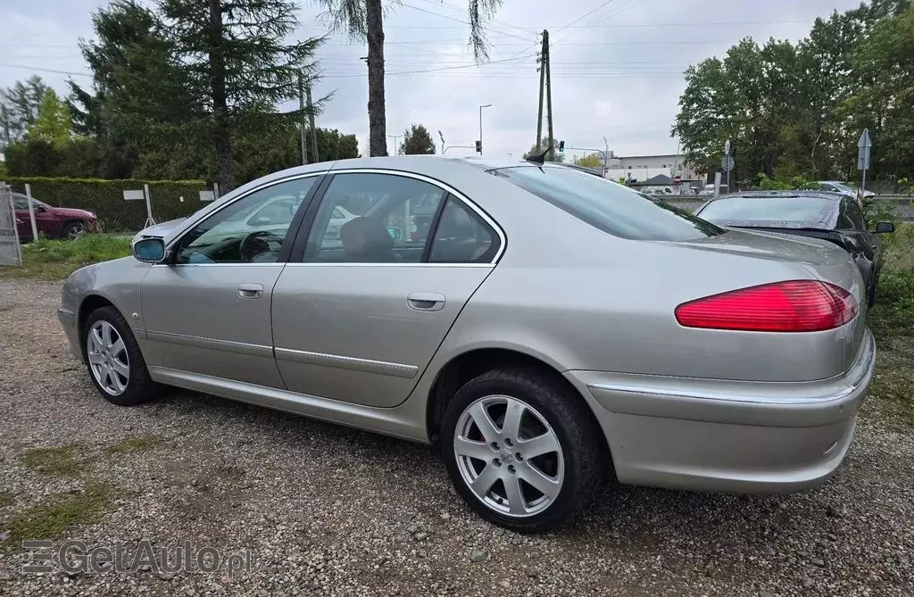 PEUGEOT 607 