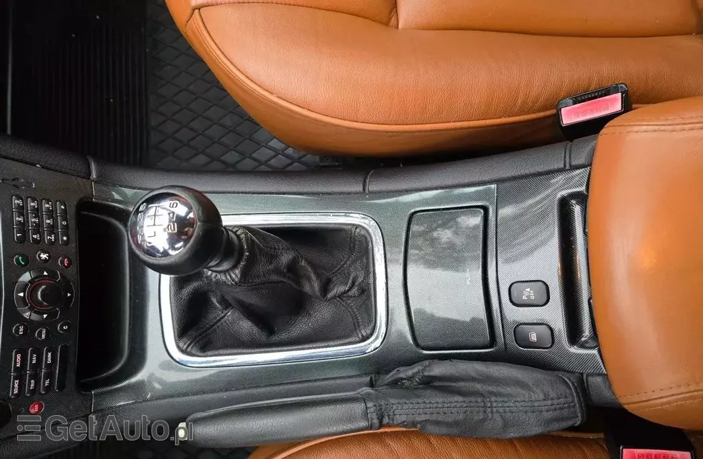 PEUGEOT 607 