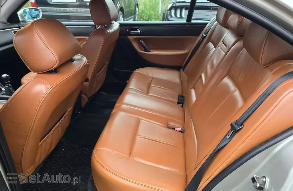 PEUGEOT 607 