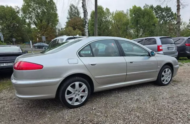 PEUGEOT 607 