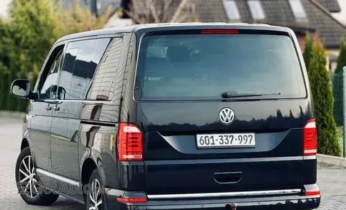 VOLKSWAGEN Multivan 