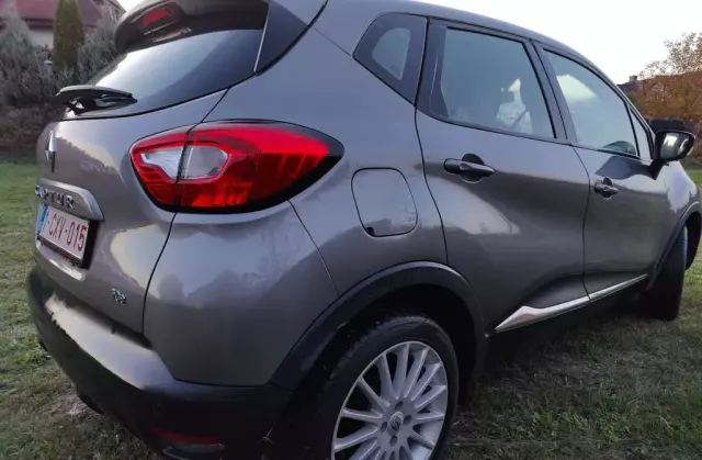 RENAULT Captur 