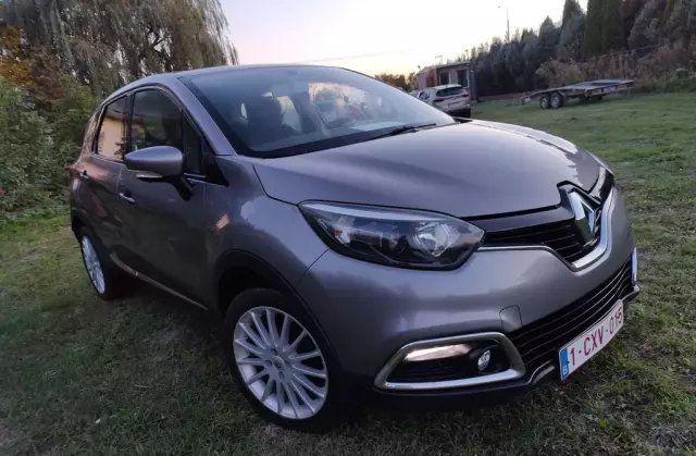 RENAULT Captur 