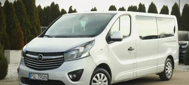 OPEL Vivaro 