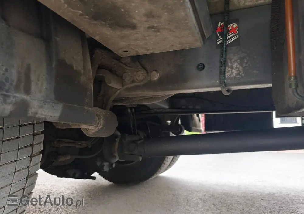 RENAULT GAMA D 14.210  chłodnia izoterma 16 palet poduszka 