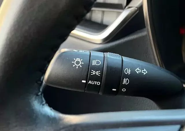 TOYOTA Corolla 1.8 Hybrid Comfort