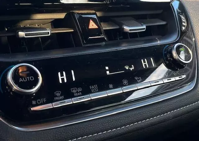 TOYOTA Corolla 1.8 Hybrid Comfort