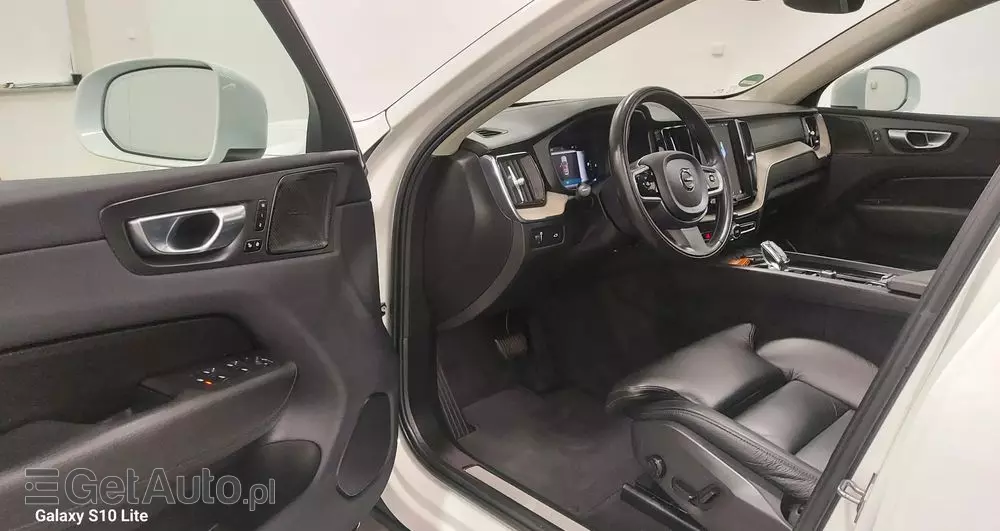 VOLVO XC 60 B4 B Geartronic Inscription