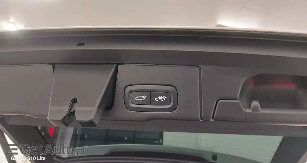 VOLVO XC 60 B4 B Geartronic Inscription