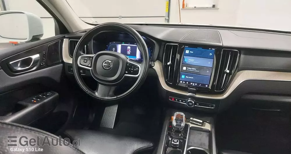 VOLVO XC 60 B4 B Geartronic Inscription