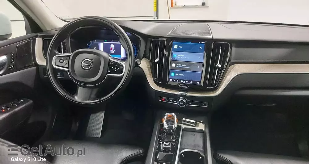 VOLVO XC 60 B4 B Geartronic Inscription