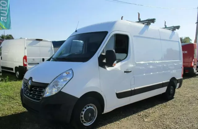 RENAULT Master 