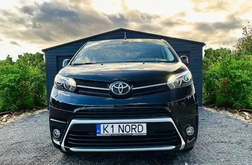 TOYOTA Proace 
