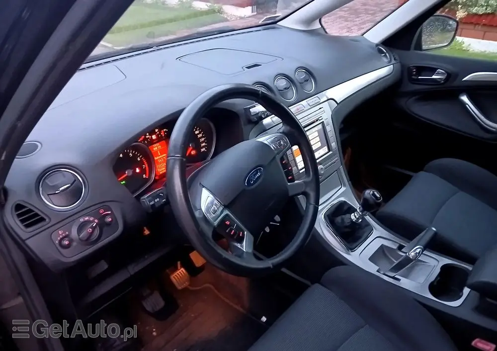 FORD S-Max 2.5 Titanium