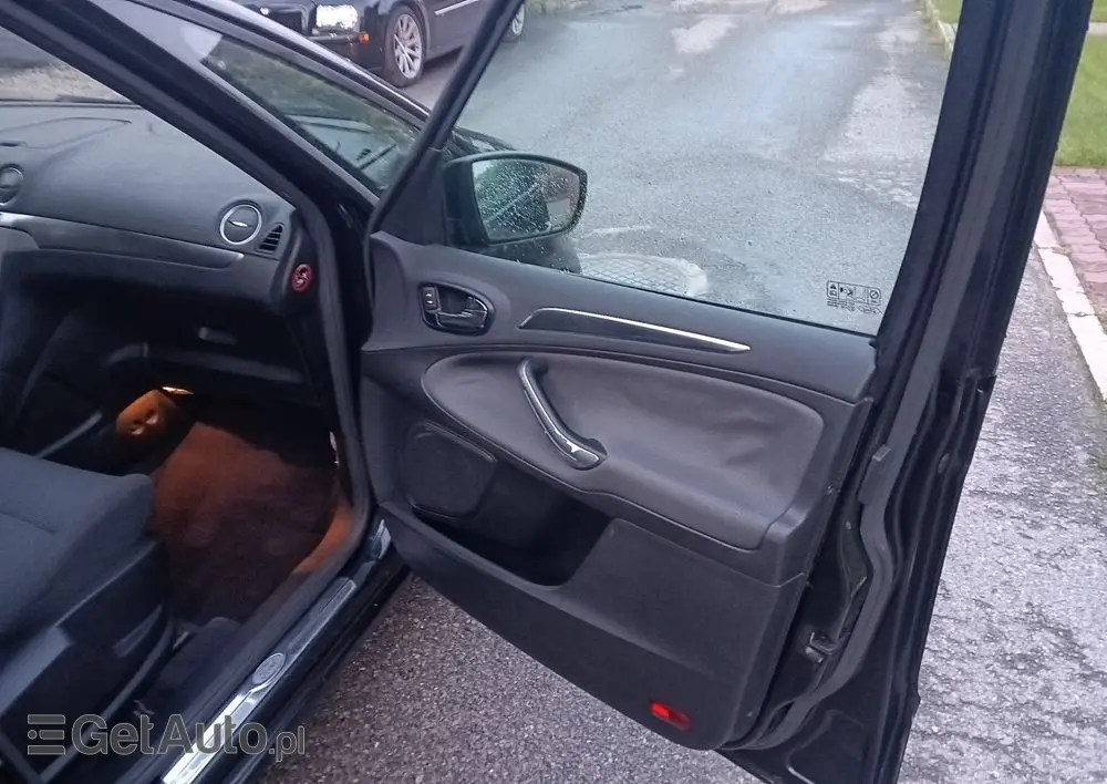 FORD S-Max 2.5 Titanium