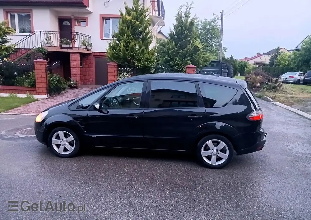 FORD S-Max 2.5 Titanium