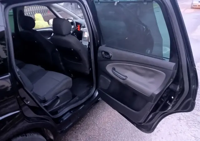 FORD S-Max 2.5 Titanium