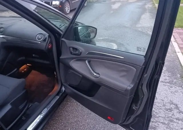 FORD S-Max 2.5 Titanium