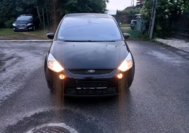 FORD S-Max 2.5 Titanium