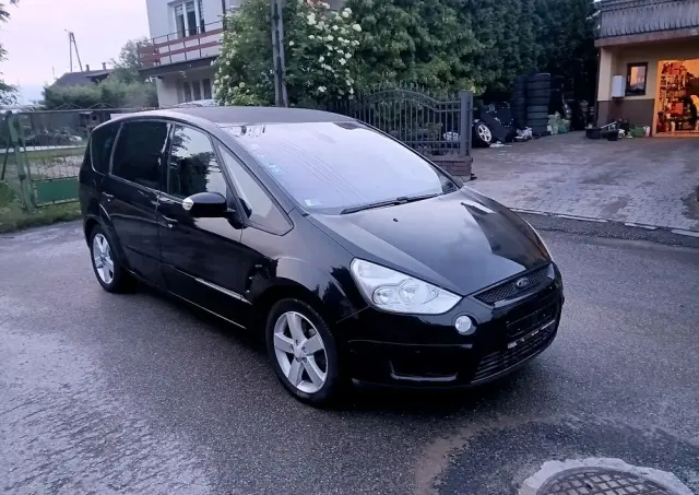 FORD S-Max 2.5 Titanium