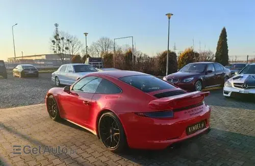 PORSCHE 911 Carrera 
