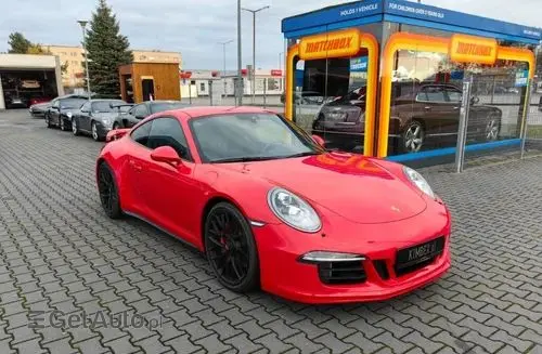 PORSCHE 911 Carrera 