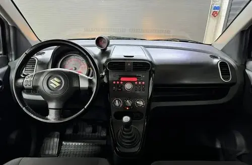 SUZUKI Splash 
