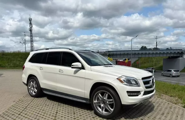 MERCEDES-BENZ GL 