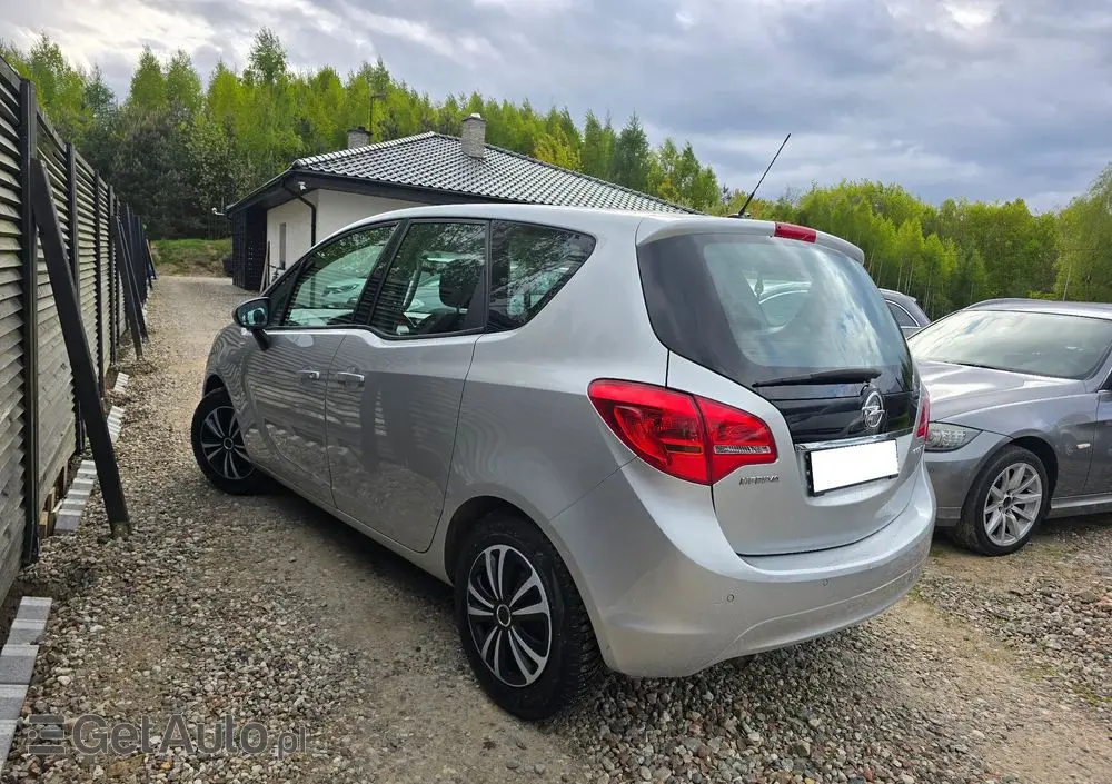 OPEL Meriva 