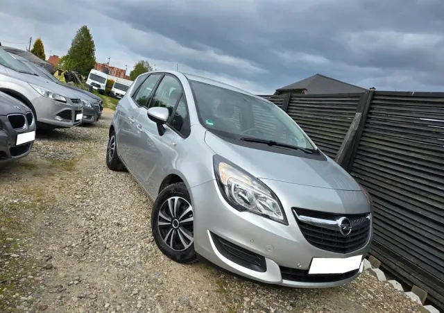 OPEL Meriva 