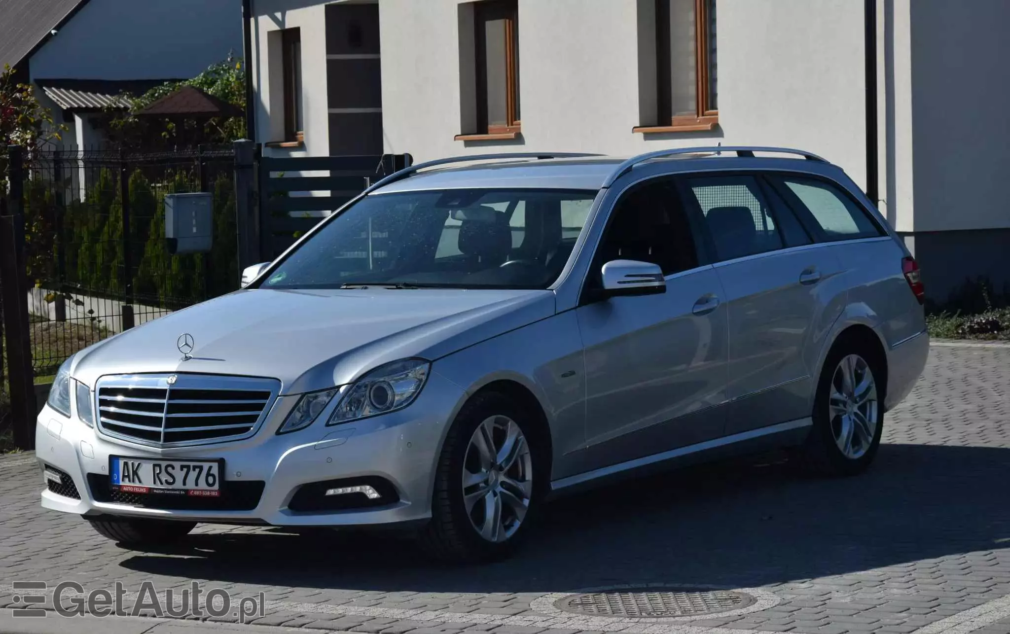 MERCEDES-BENZ Klasa E 200 T CGI BlueEFFICIENCY 7G-TRONIC Avantgarde