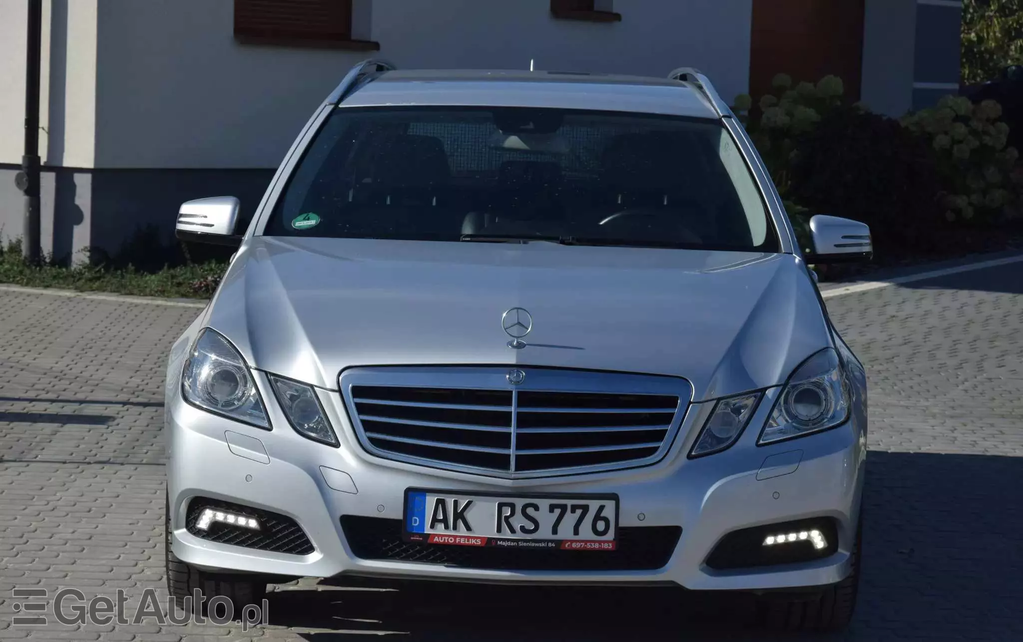 MERCEDES-BENZ Klasa E 200 T CGI BlueEFFICIENCY 7G-TRONIC Avantgarde
