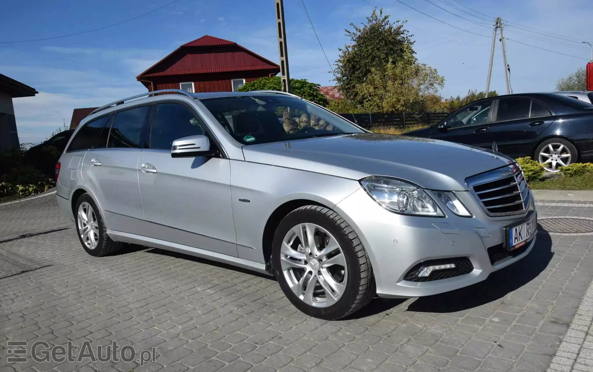 MERCEDES-BENZ Klasa E 200 T CGI BlueEFFICIENCY 7G-TRONIC Avantgarde