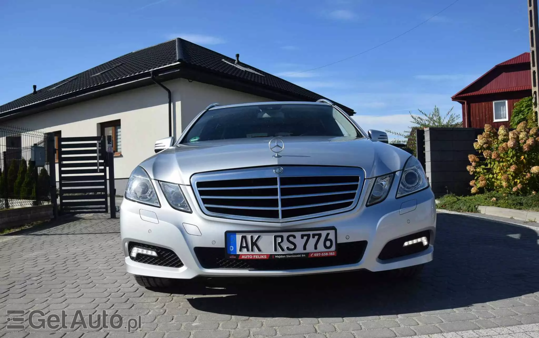 MERCEDES-BENZ Klasa E 200 T CGI BlueEFFICIENCY 7G-TRONIC Avantgarde