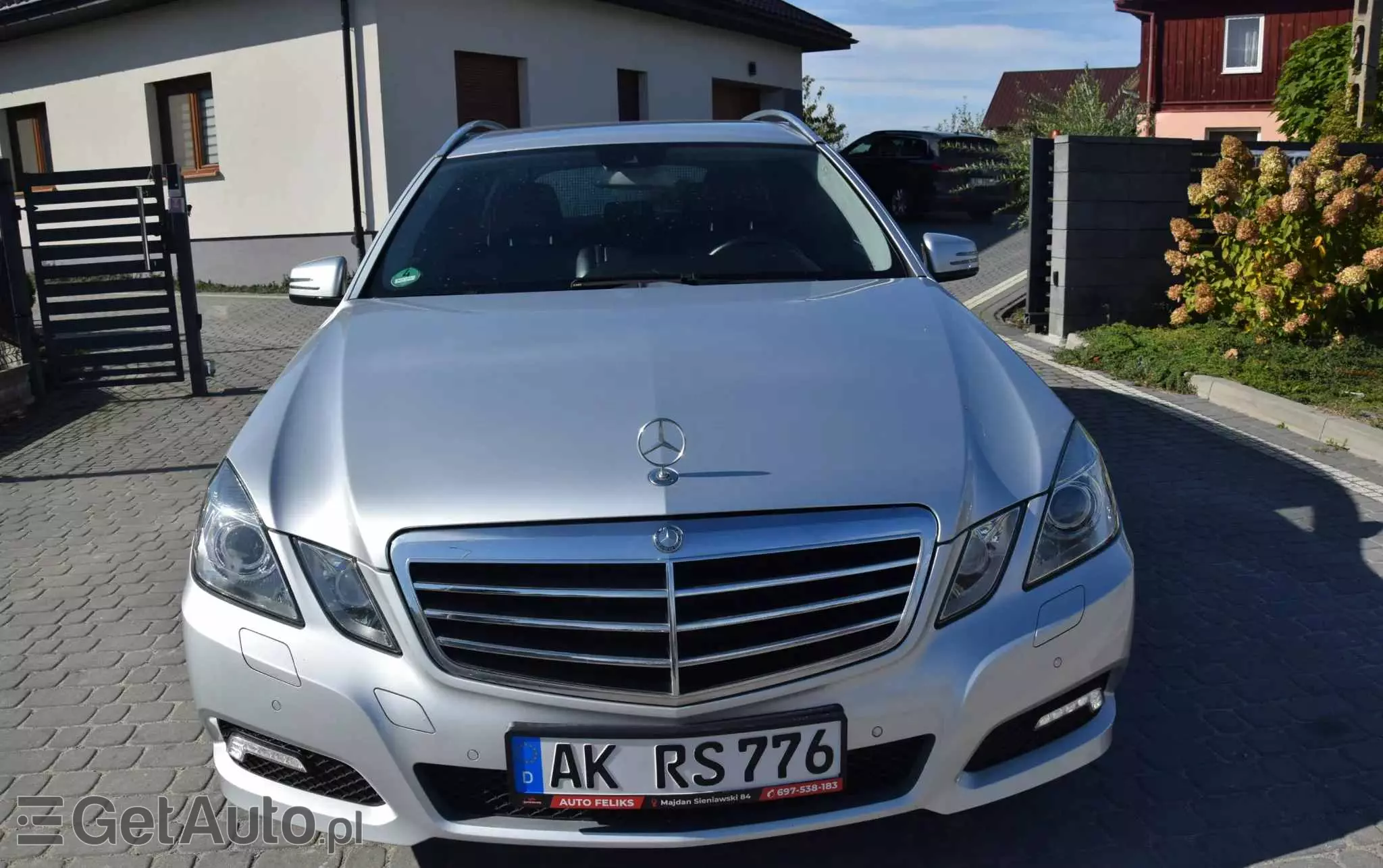 MERCEDES-BENZ Klasa E 200 T CGI BlueEFFICIENCY 7G-TRONIC Avantgarde