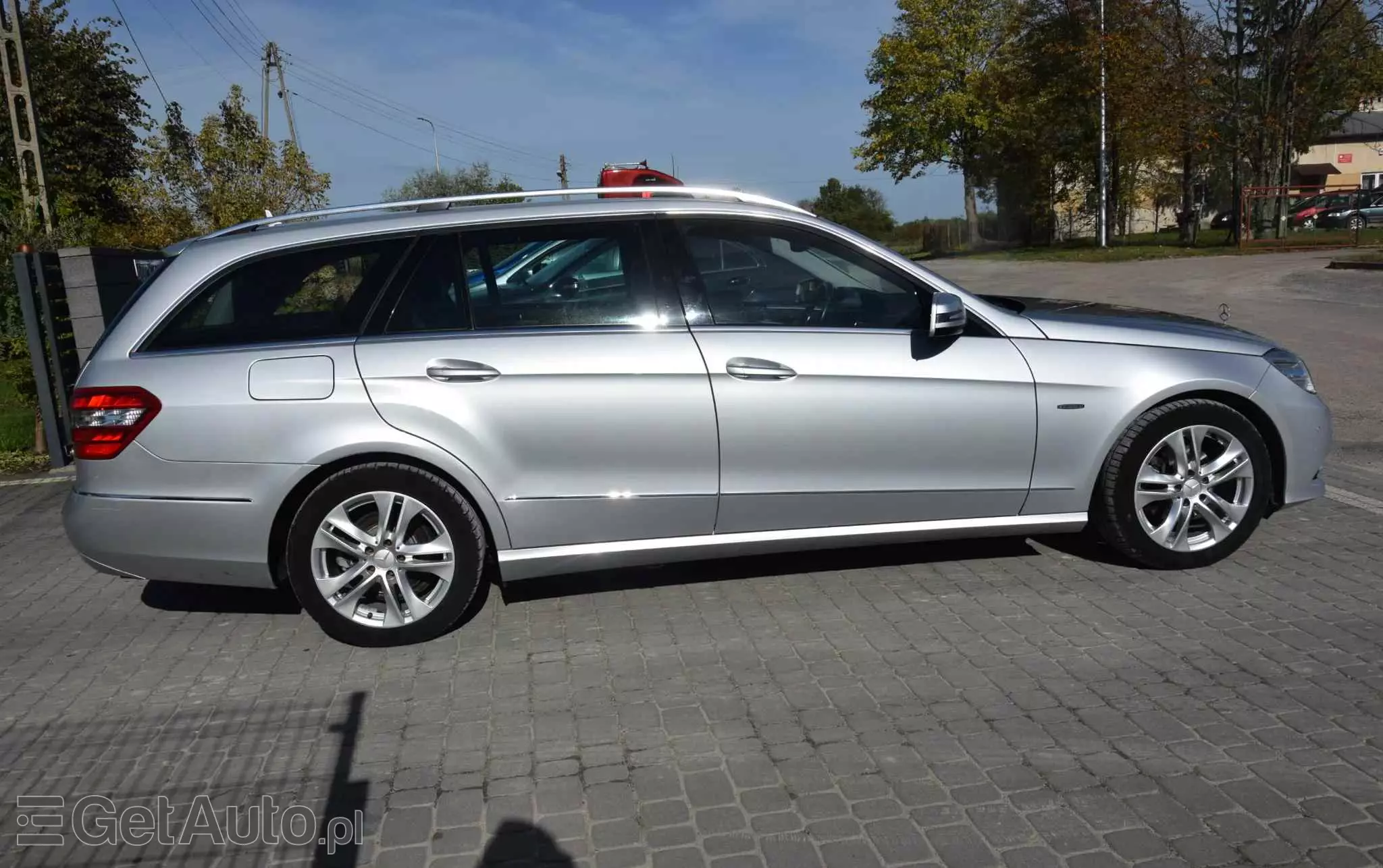 MERCEDES-BENZ Klasa E 200 T CGI BlueEFFICIENCY 7G-TRONIC Avantgarde