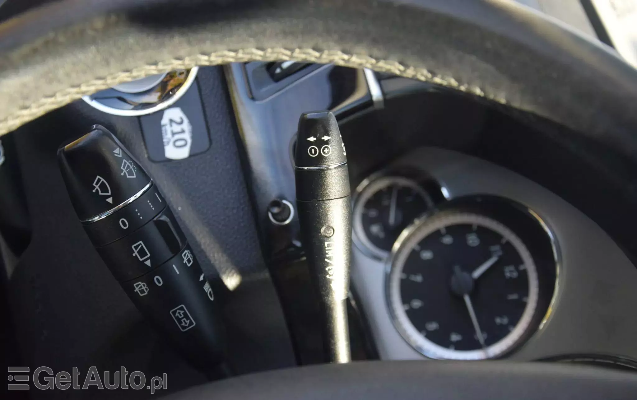 MERCEDES-BENZ Klasa E 200 T CGI BlueEFFICIENCY 7G-TRONIC Avantgarde