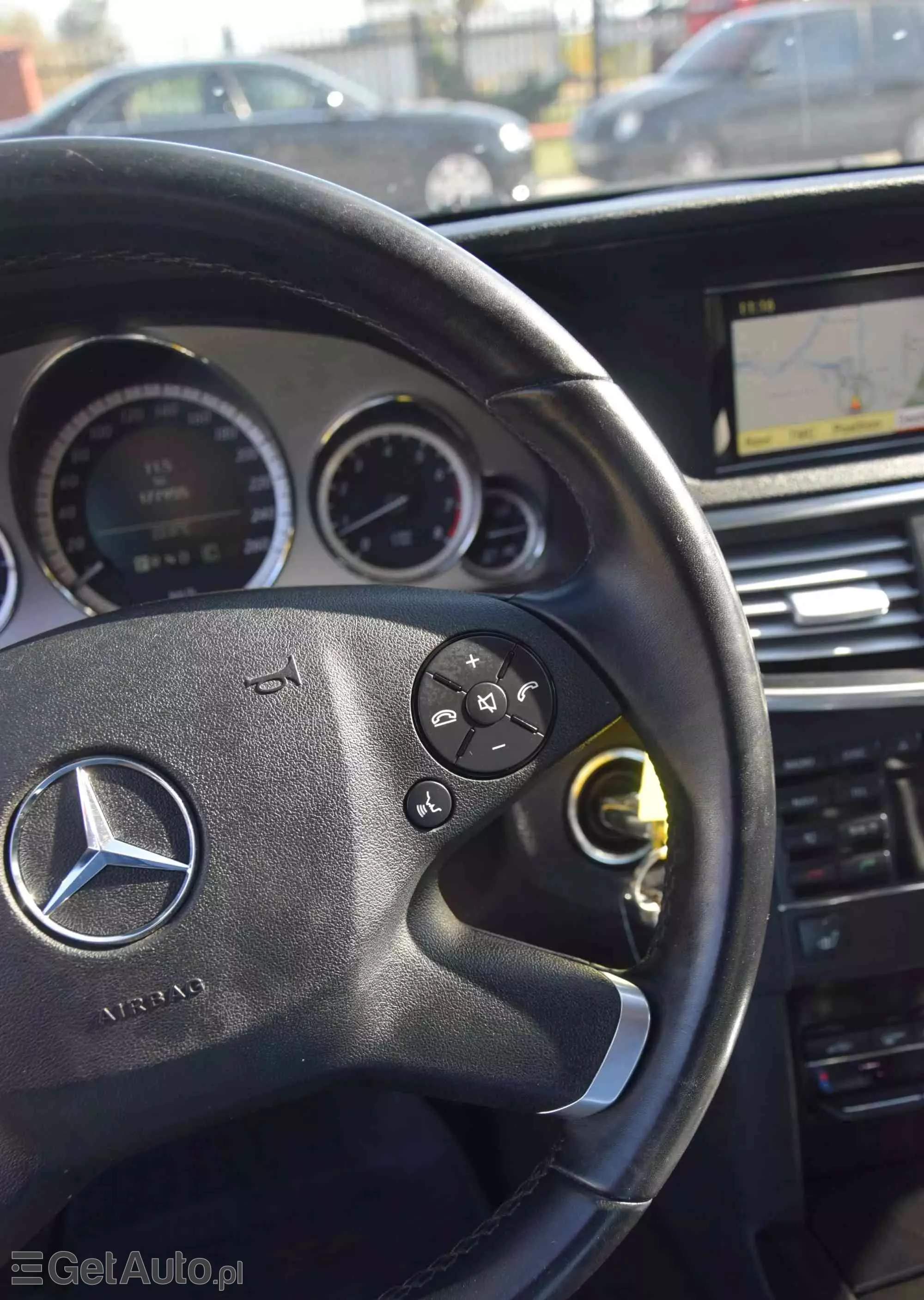 MERCEDES-BENZ Klasa E 200 T CGI BlueEFFICIENCY 7G-TRONIC Avantgarde