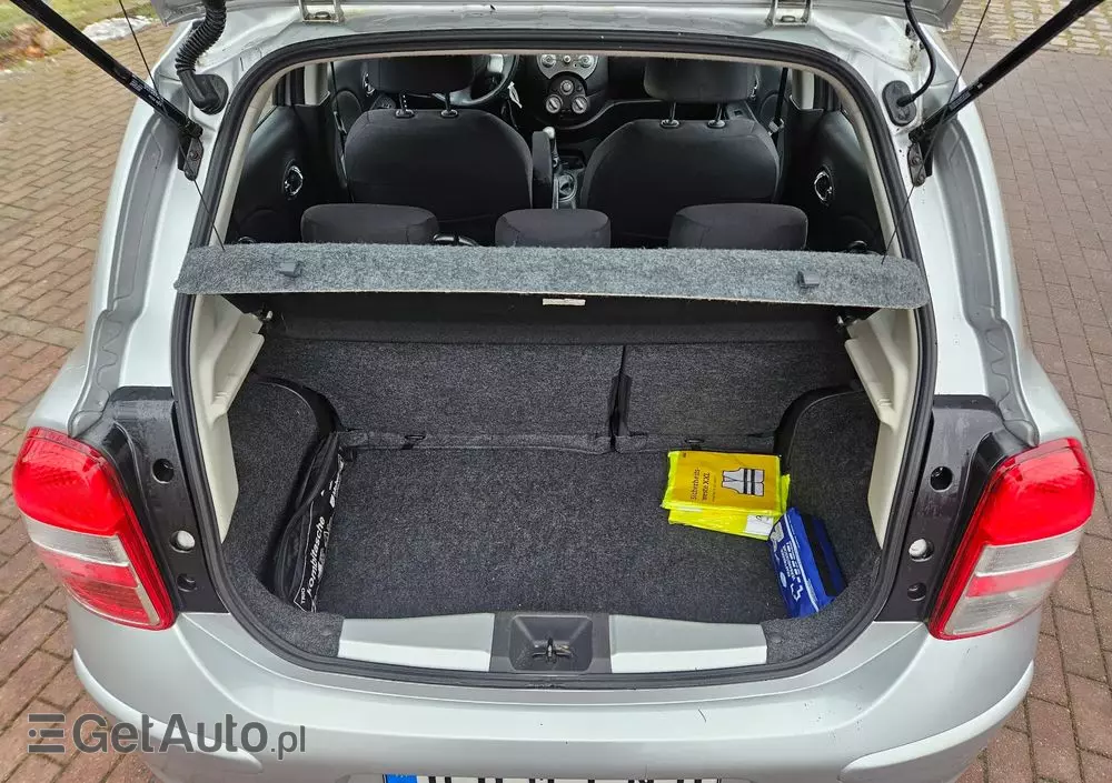 NISSAN Micra 1.2 Visia AC/CD