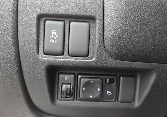 NISSAN Micra 1.2 Visia AC/CD