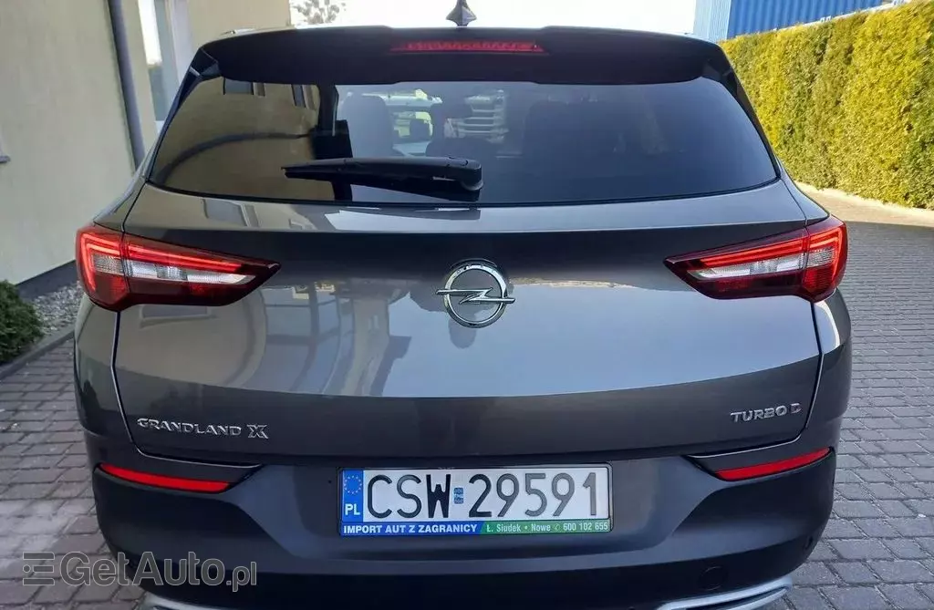 OPEL Grandland 