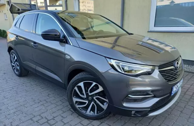 OPEL Grandland 