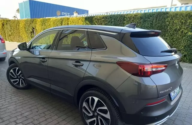 OPEL Grandland 