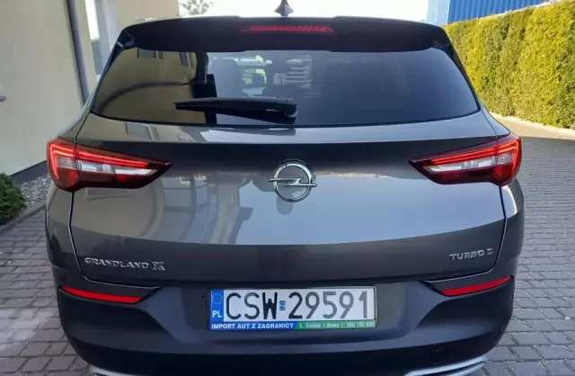 OPEL Grandland 