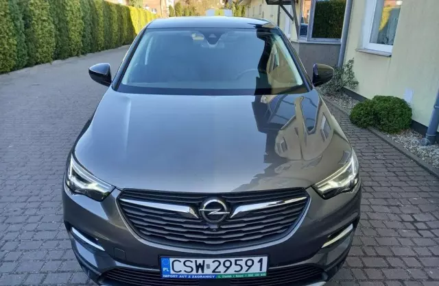 OPEL Grandland 